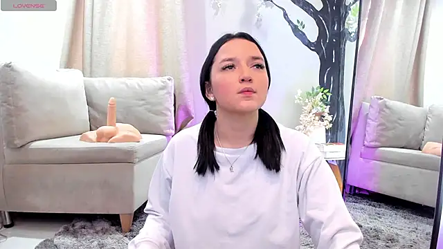  EmilyJireh  online show from March 2026 12:01:02 PM