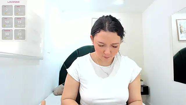  EmilyJireh  online show from May 2026 08:13:01 PM