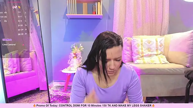 Snapshot of _EmilyJireh_ chatting on June 2026 05:36:01 PM EmilyJireh online show from June 2026 05:36:01 PM