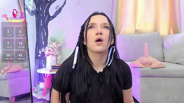  EmilyJireh  online show from January 2026 04:55:01 PM