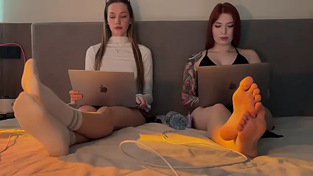 Snapshot of urmissalice chatting on April 2026 02:18:02 PM urmissalice online show from April 2026 02:18:02 PM