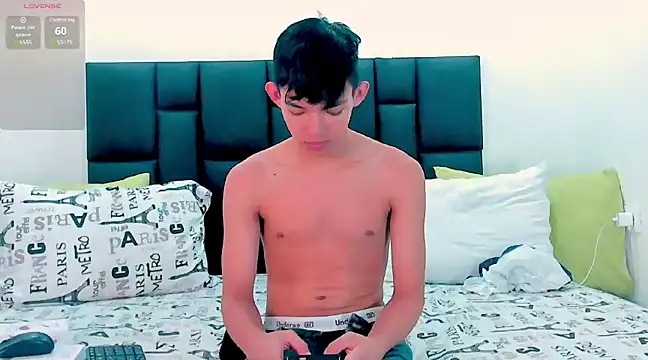 Tonny twink  online show from January 2025 10:19:01 AM