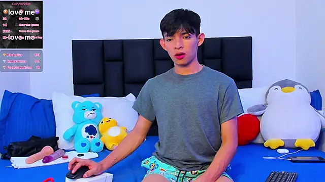 Tonny twink  online show from March 2025 02:34:01 PM