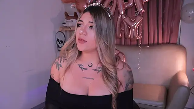 Snapshot of ashleyvalirya chatting on October 2025 04:22:02 AM ashleyvalirya online show from October 2025 04:22:02 AM