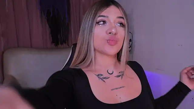 ashleyvalirya online show from October 2025 04:01:01 AM