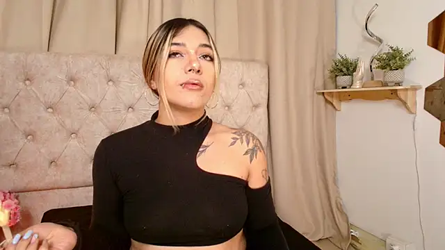 ashleyvalirya online show from March 2025 04:02:02 AM