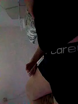 Snapshot of 0777edi chatting on November 2025 06:11:02 PM 0777edi online show from November 2025 06:11:02 PM