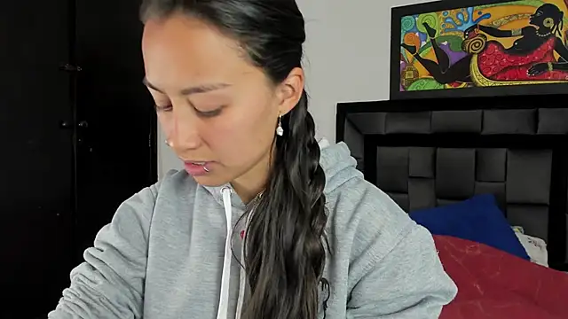 tatiana valencia online show from March 2025 03:37:01 PM