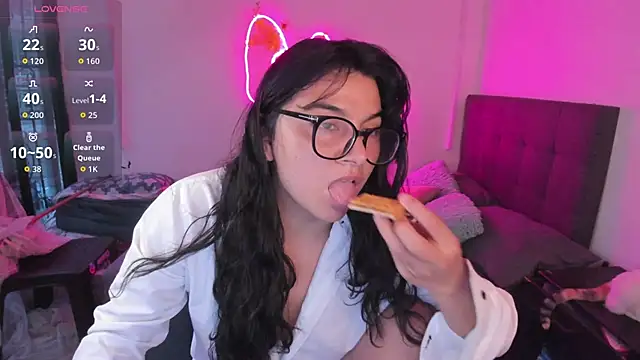 Snapshot of Judychase2 chatting on October 2025 10:47:01 AM Judychase2 online show from October 2025 10:47:01 AM