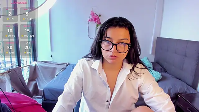 Snapshot of Judychase2 chatting on November 2025 12:43:01 PM Judychase2 online show from November 2025 12:43:01 PM