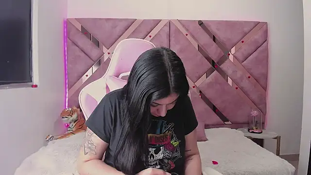 saori 9b online show from March 2026 04:53:02 AM