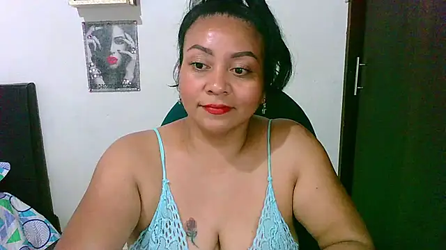 Snapshot of zaray_bella chatting on April 2026 08:11:02 PM zaray bella online show from April 2026 08:11:02 PM