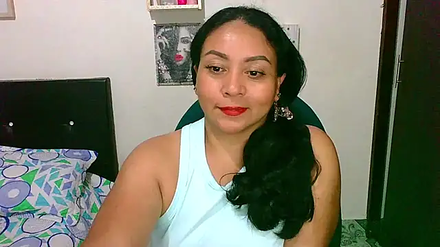 zaray bella online show from April 2026 09:37:02 PM