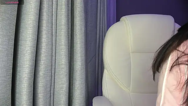 Snapshot of Giovanna_oliveira chatting on October 2025 05:30:01 AM Giovanna oliveira online show from October 2025 05:30:01 AM