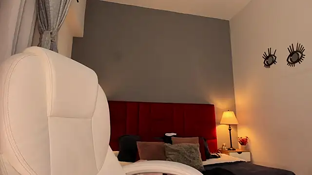 Giovanna oliveira online show from October 2025 05:52:02 AM