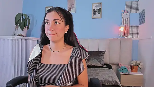lyzzi smith01 online show from January 2025 01:30:01 PM