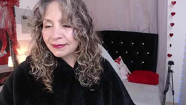 Snapshot of Afrodita_sg chatting on January 2026 02:10:02 PM Afrodita sg online show from January 2026 02:10:02 PM