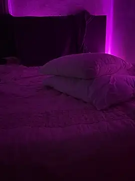 moody1996- online show from December 2024 03:11:02 AM