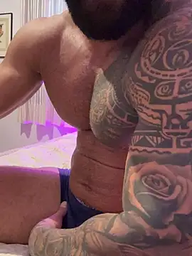 moody1996- online show from December 2024 08:02:02 AM