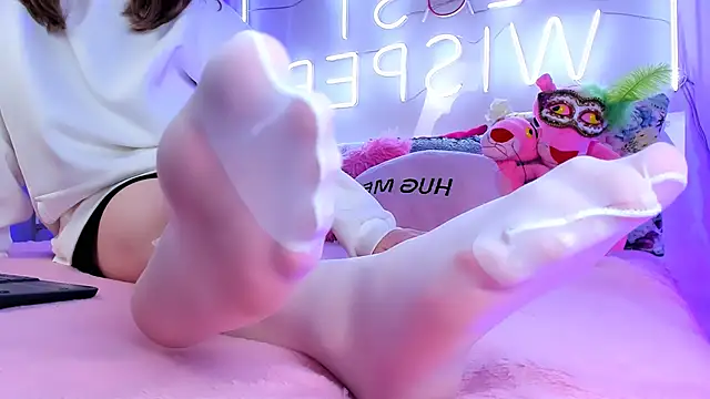 Snapshot of footfetish_baby chatting on January 2025 10:19:01 PM footfetish baby online show from January 2025 10:19:01 PM