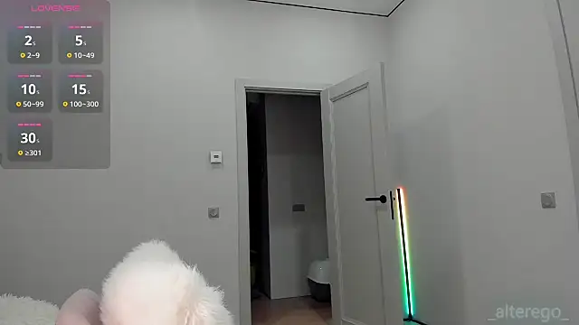  cometoseeme  online show from March 2026 05:16:01 PM