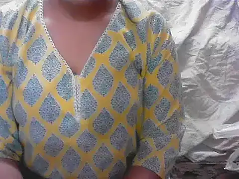 Snapshot of yours_jassi chatting on March 2025 08:06:02 AM yours jassi online show from March 2025 08:06:02 AM