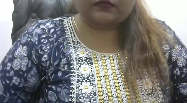 Snapshot of yours_jassi chatting on February 2025 08:56:01 AM yours jassi online show from February 2025 08:56:01 AM