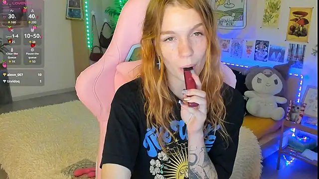 Sunny Elly online show from September 2025 03:02:01 PM