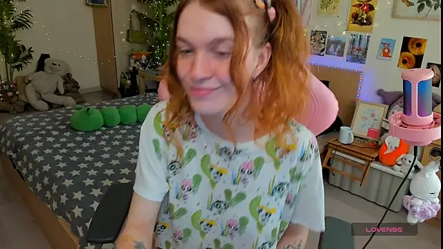 Snapshot of Sunny_Elly chatting on July 2026 01:11:01 PM Sunny Elly online show from July 2026 01:11:01 PM