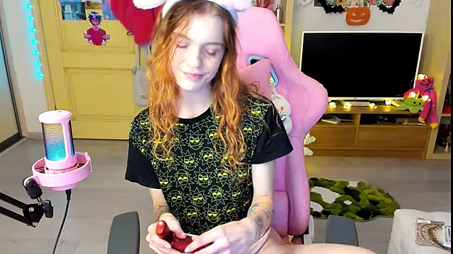 Sunny Elly online show from December 2025 03:21:02 PM