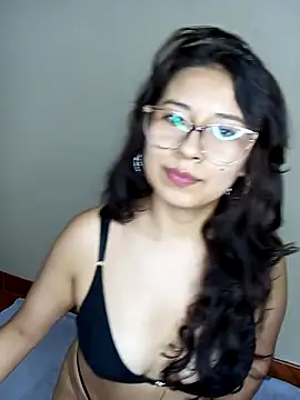 MishuColfer online show from March 2026 02:41:03 AM