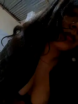 MishuColfer online show from October 2025 05:39:02 AM