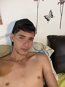 cristofer 988 online show from March 2025 04:28:01 AM