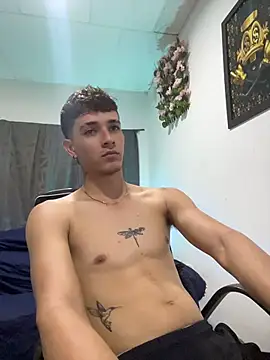 cristofer 988 online show from June 2026 11:13:02 PM