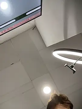 cristofer 988 online show from April 2026 11:18:02 PM