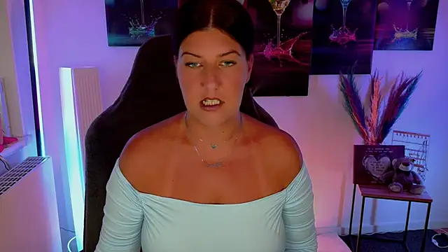 NatiLove35 online show from September 2025 04:46:01 PM