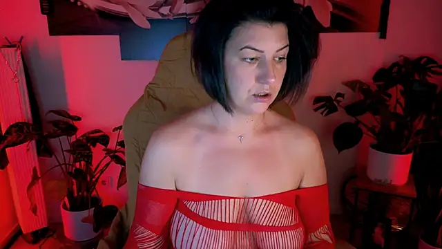 NatiLove35 online show from February 2026 05:46:01 PM