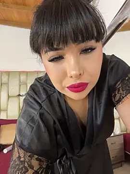 Alexa Miss online show from October 2025 06:52:02 PM