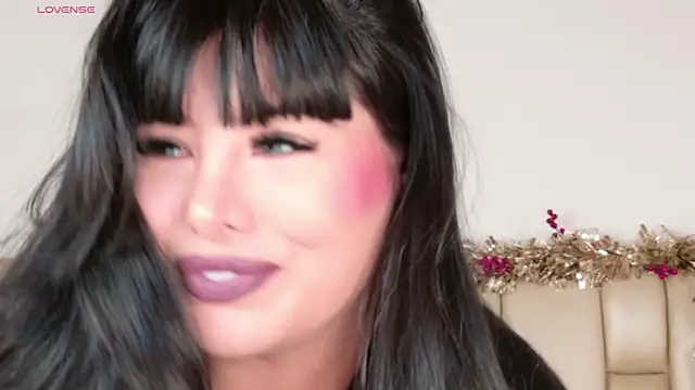 Alexa Miss online show from November 2025 07:17:01 PM