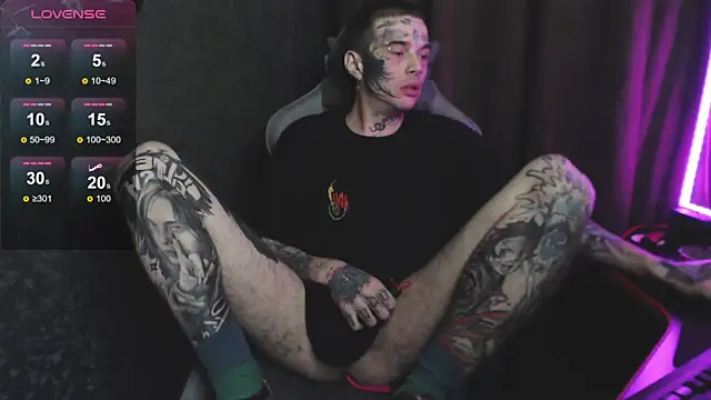 Snapshot of lonelycrystal chatting on January 2025 05:24:01 PM lonelycrystal online show from January 2025 05:24:01 PM