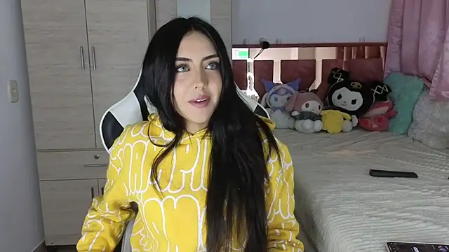 Snapshot of Angel_lusst chatting on December 2024 03:21:01 AM Angel lusst online show from December 2024 03:21:01 AM