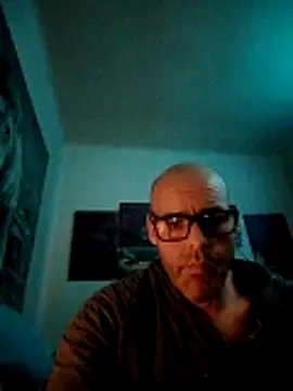 Snapshot of medioarabemediogypsi chatting on February 2026 07:47:02 PM medioarabemediogypsi online show from February 2026 07:47:02 PM