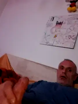 Girl lover79 online show from October 2025 01:41:02 AM