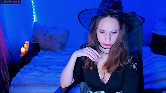 Snapshot of Traneba chatting on October 2025 05:50:01 AM Traneba online show from October 2025 05:50:01 AM