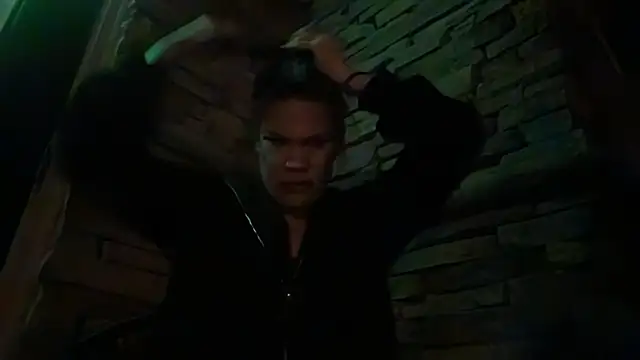 Snapshot of RavenRayyy chatting on October 2025 06:23:01 AM RavenRayyy online show from October 2025 06:23:01 AM