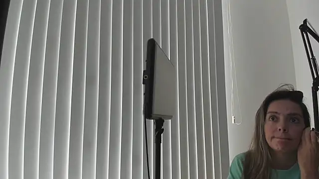 atenea erotic online show from November 2025 08:34:02 PM