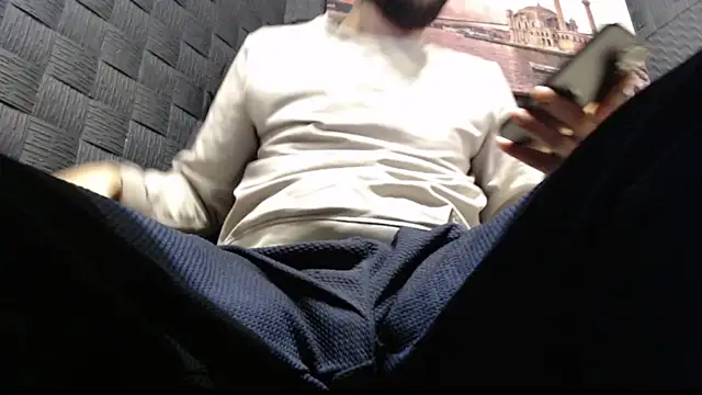 hardbigcock16 online show from November 2025 07:30:01 AM