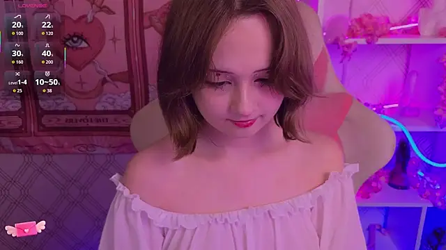 Mary uw online show from October 2025 05:20:02 AM