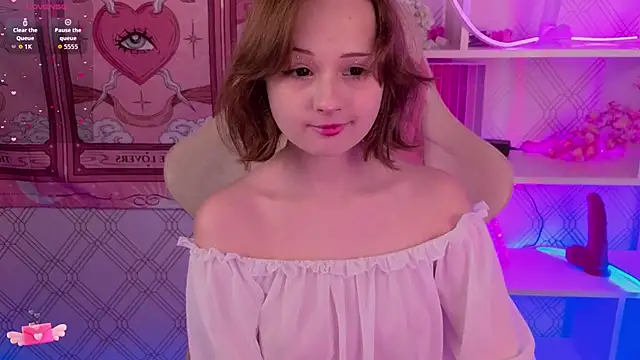 Mary uw online show from September 2025 03:13:02 AM
