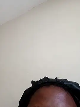 Snapshot of queenxdede chatting on February 2026 12:16:02 PM queenxdede online show from February 2026 12:16:02 PM